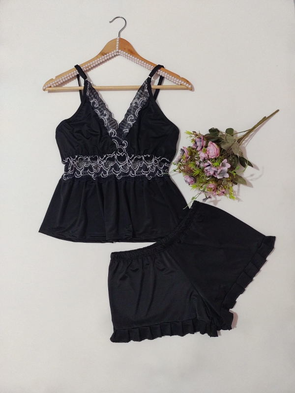 Babydoll de liganete lisa e detalhes em renda bicolor