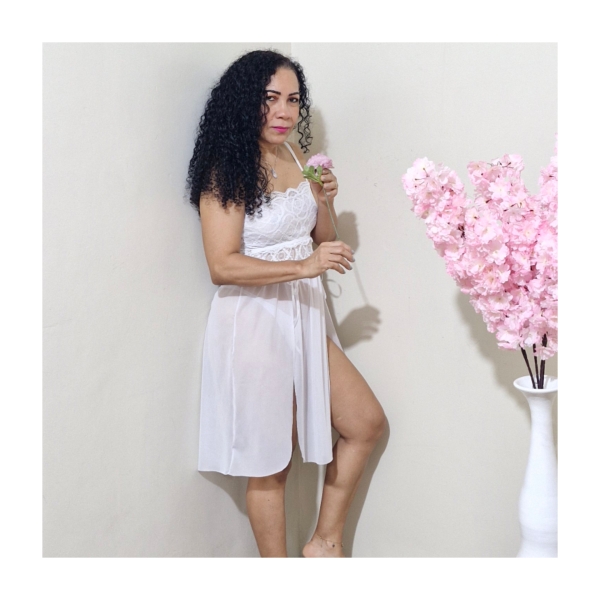 Camisola sensual feita com tule e renda - Image 3