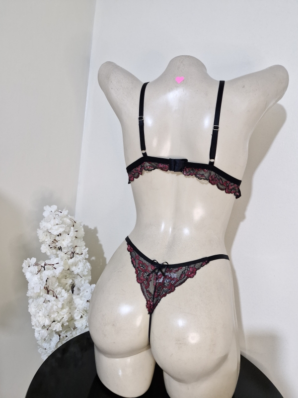 Lingerie sensual em renda bicolor com brilho - Image 2