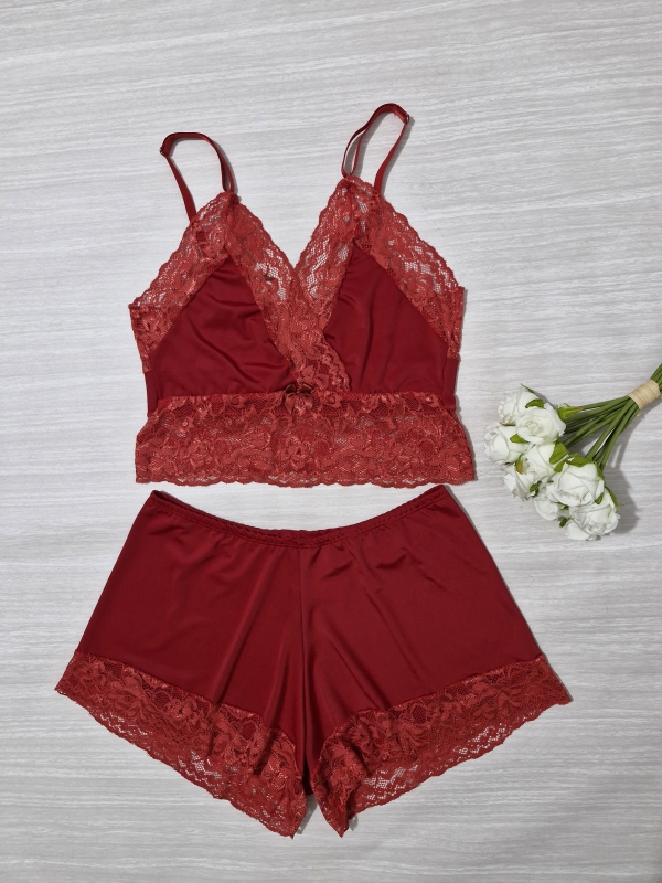 Babydoll cropped com decote e babado em renda pimenta