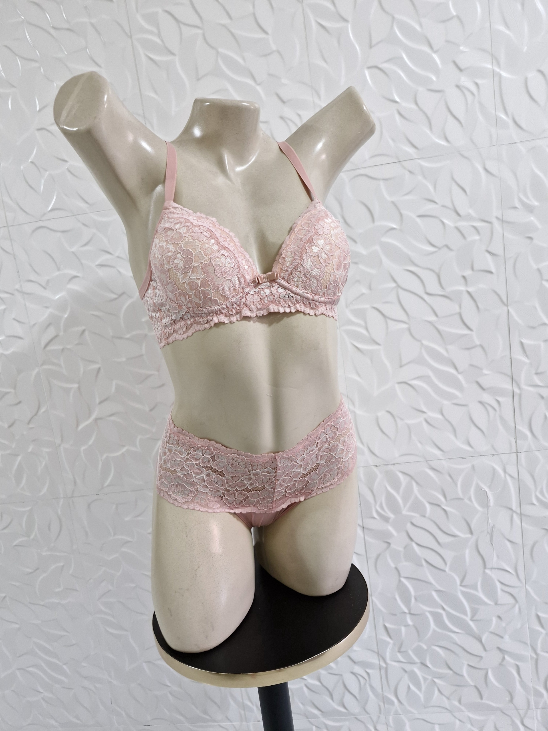 Conjunto de lingerie bicolor com pala e poliamida - Image 2