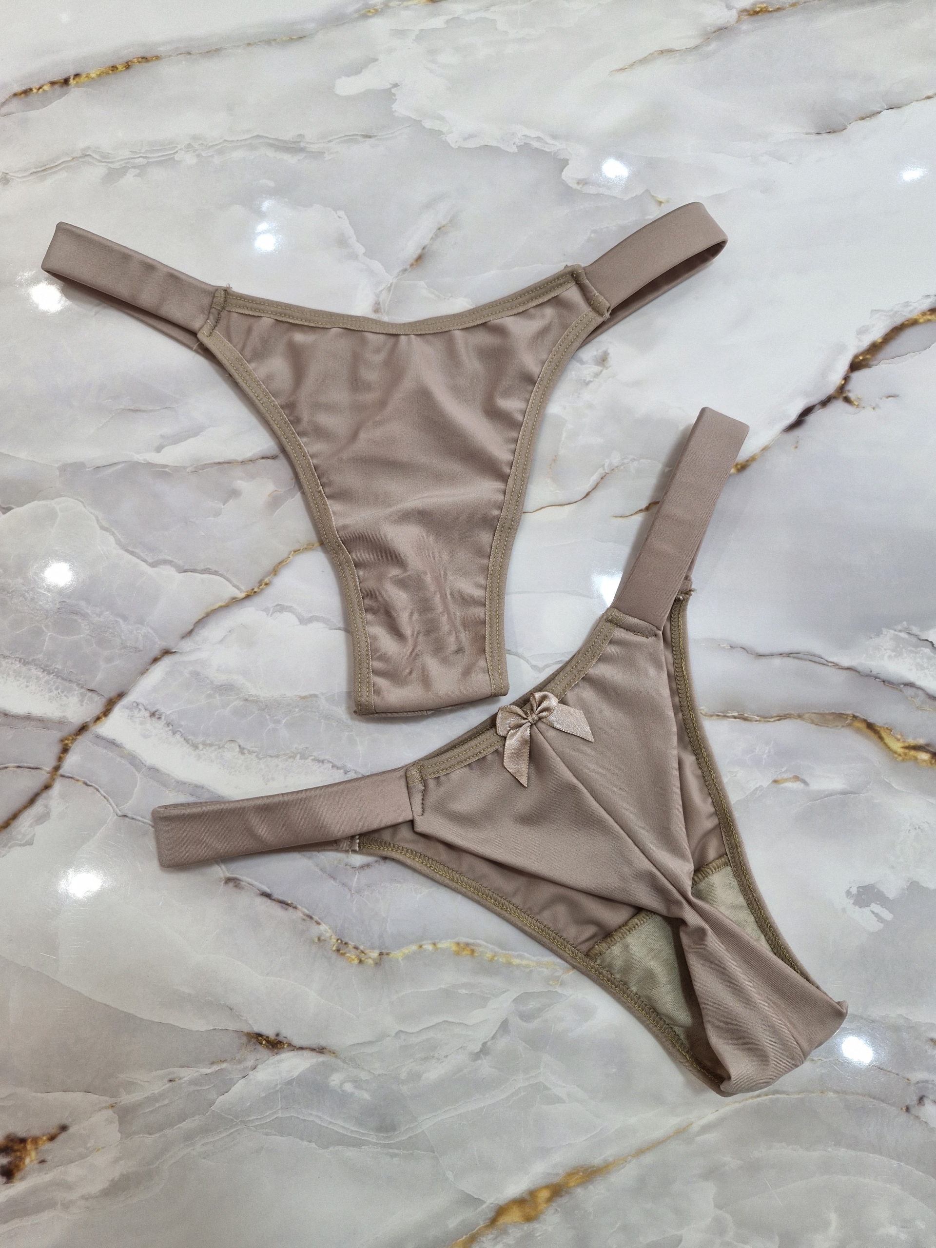 Calcinha modelo biquíni clássico - Image 4