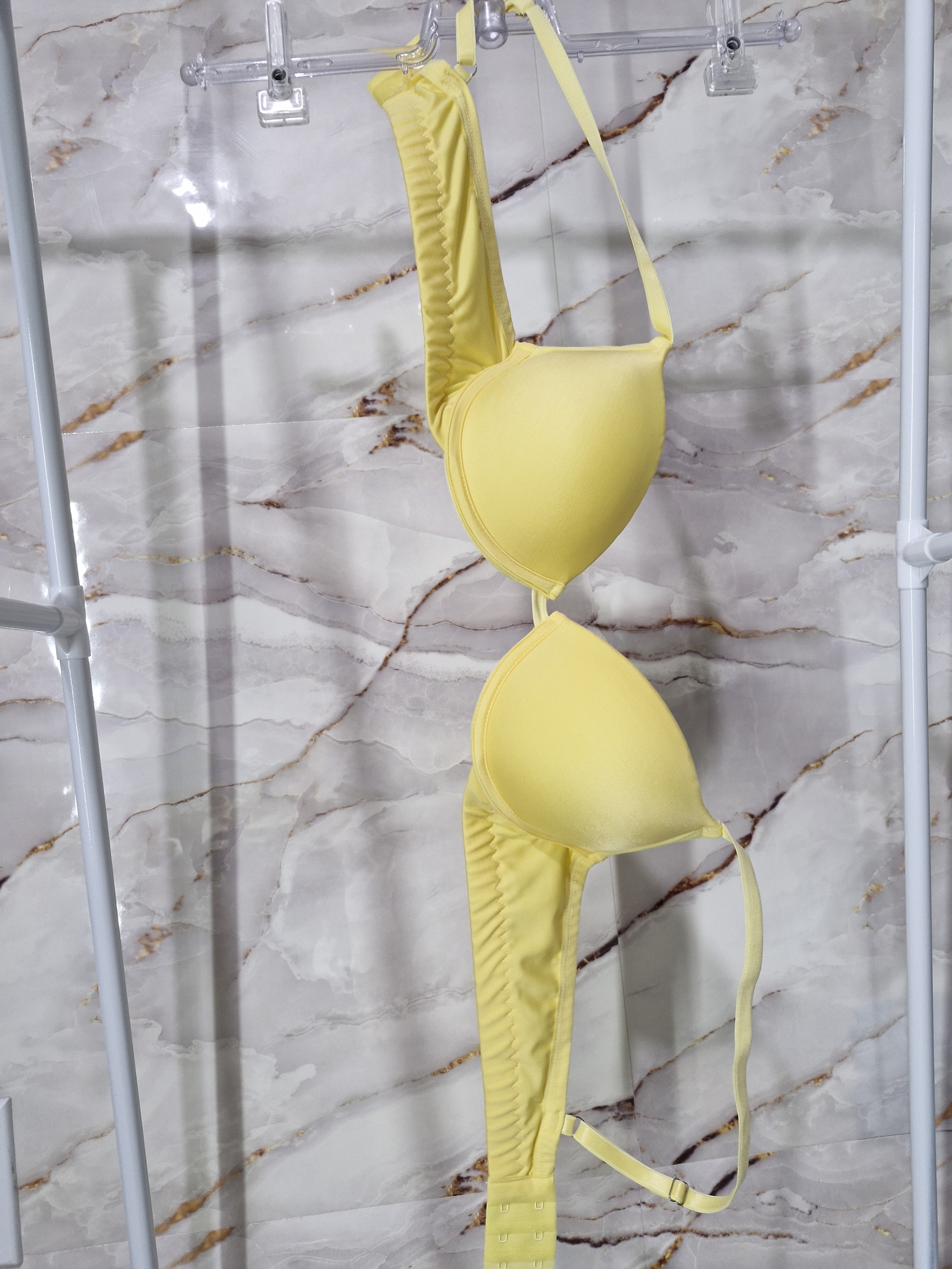 Conjunto de lingerie em microfibra e detalhes em renda - Image 4