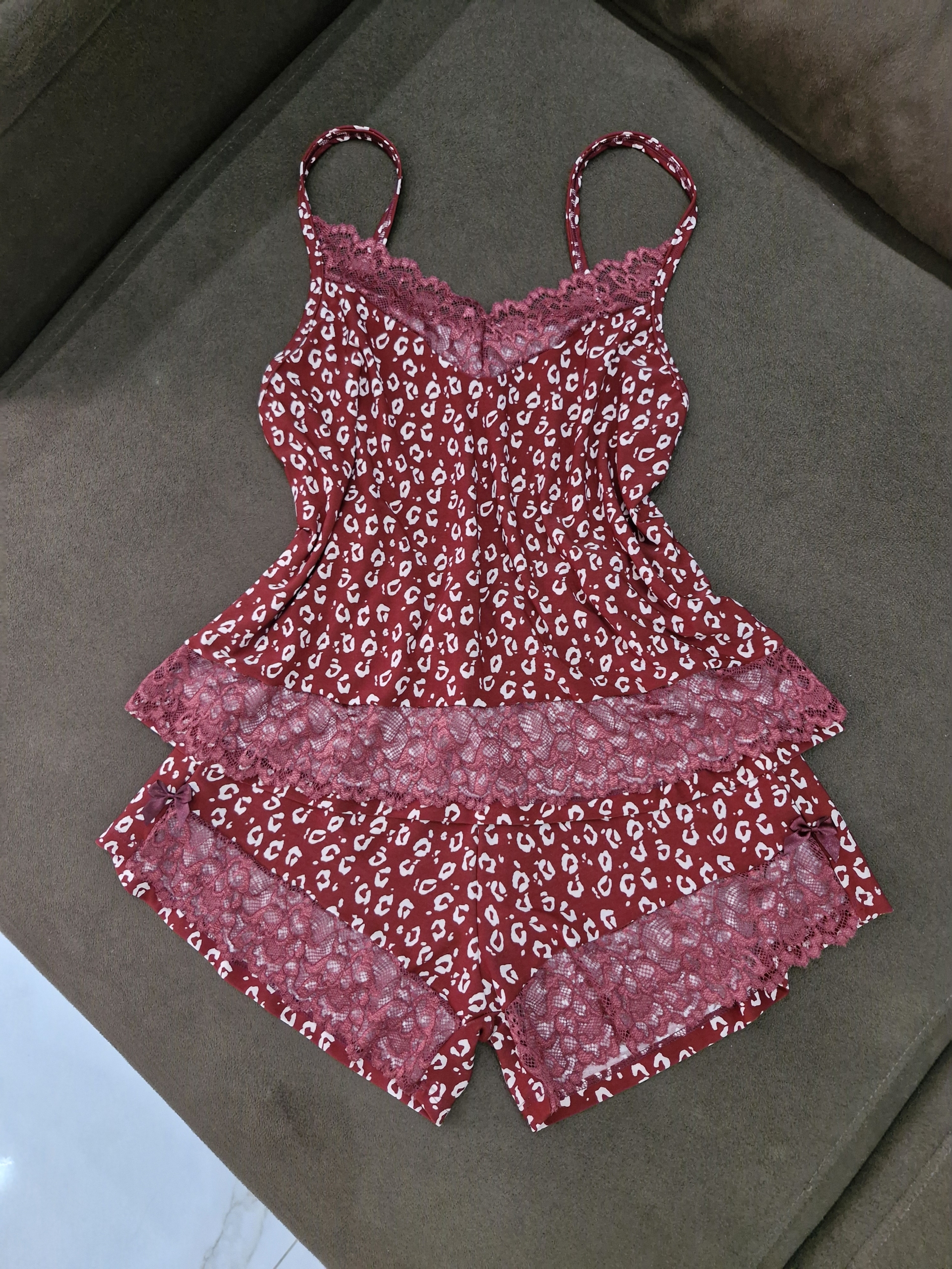 Babydoll em Liganete estampada com decote e barras em renda