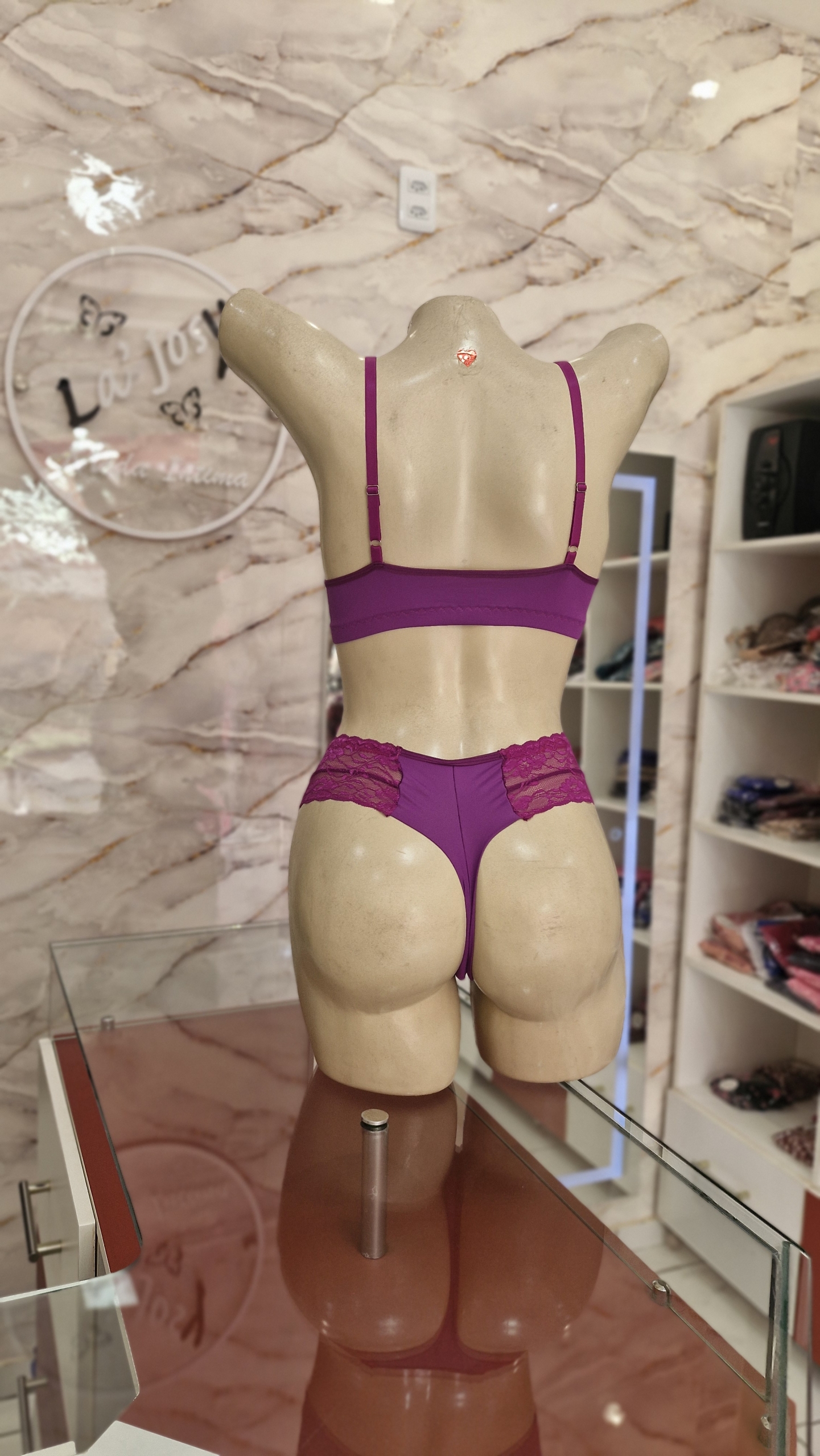 Conjunto Romântico com Toque de Praticidade - Imagem 5
